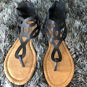 Adriana New York Women’s Sandal size 6